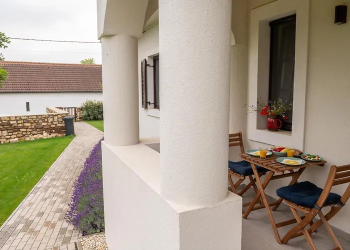 Viktoria Kohaz Apartament Köveskál